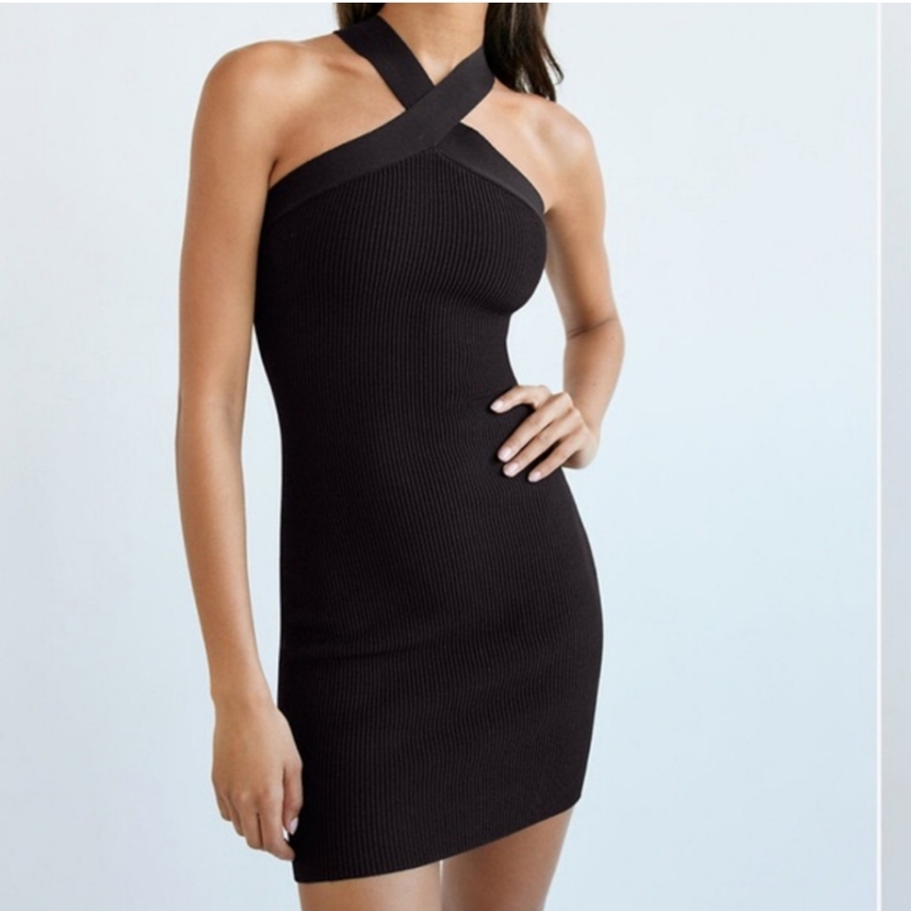 Aritzia/Babaton Black Sculpt Knit Criss Cross Dress Sz L